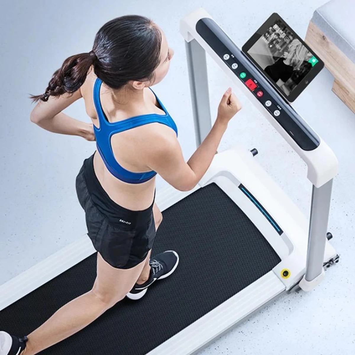 bActive WP08pro (DC motor 2.5 HP) Ultra foldable Motorized Treadmill (2024) - Thumbnail 4